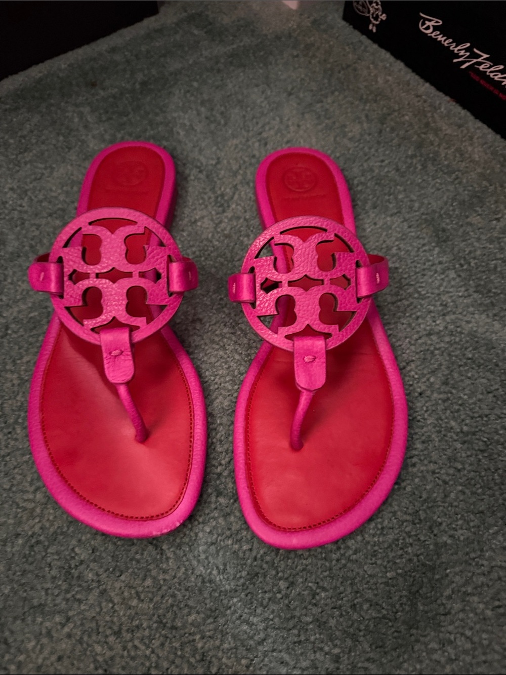 Tory Burch Fuchsia Pink Logo Thong Sandals; Size 10 EUC